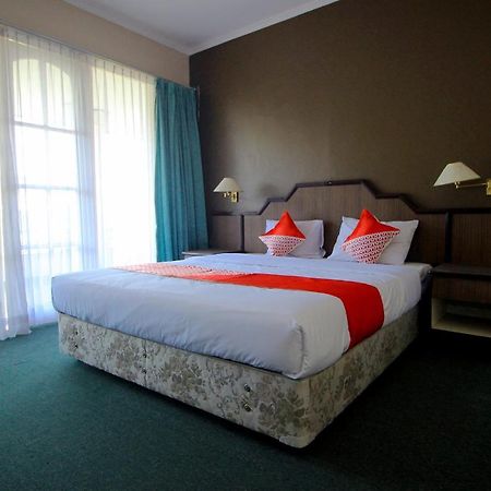 Oyo 2360 Hotel Rio Bengkulu Eksteriør billede