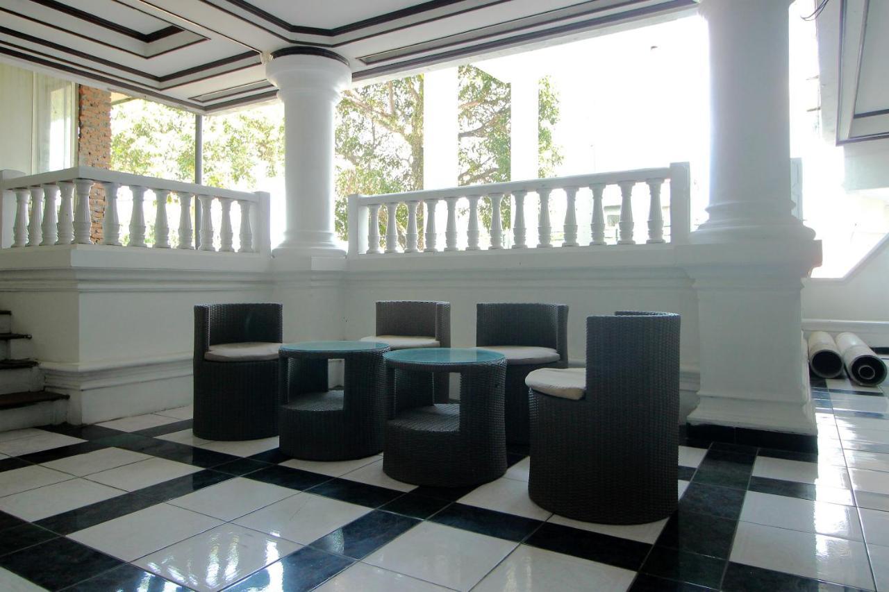 Oyo 2360 Hotel Rio Bengkulu Eksteriør billede