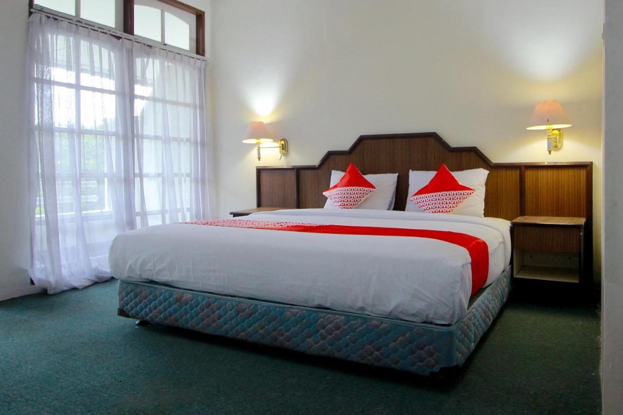 Oyo 2360 Hotel Rio Bengkulu Eksteriør billede