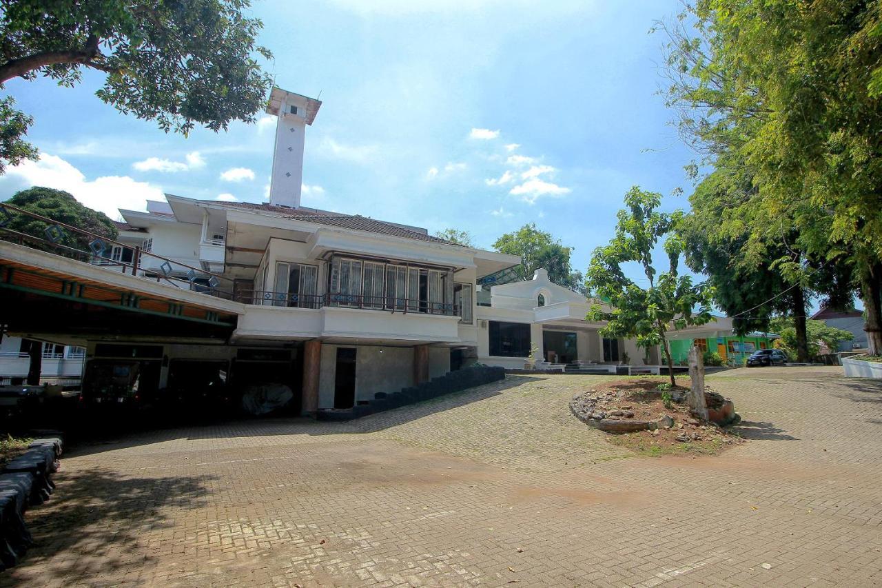 Oyo 2360 Hotel Rio Bengkulu Eksteriør billede