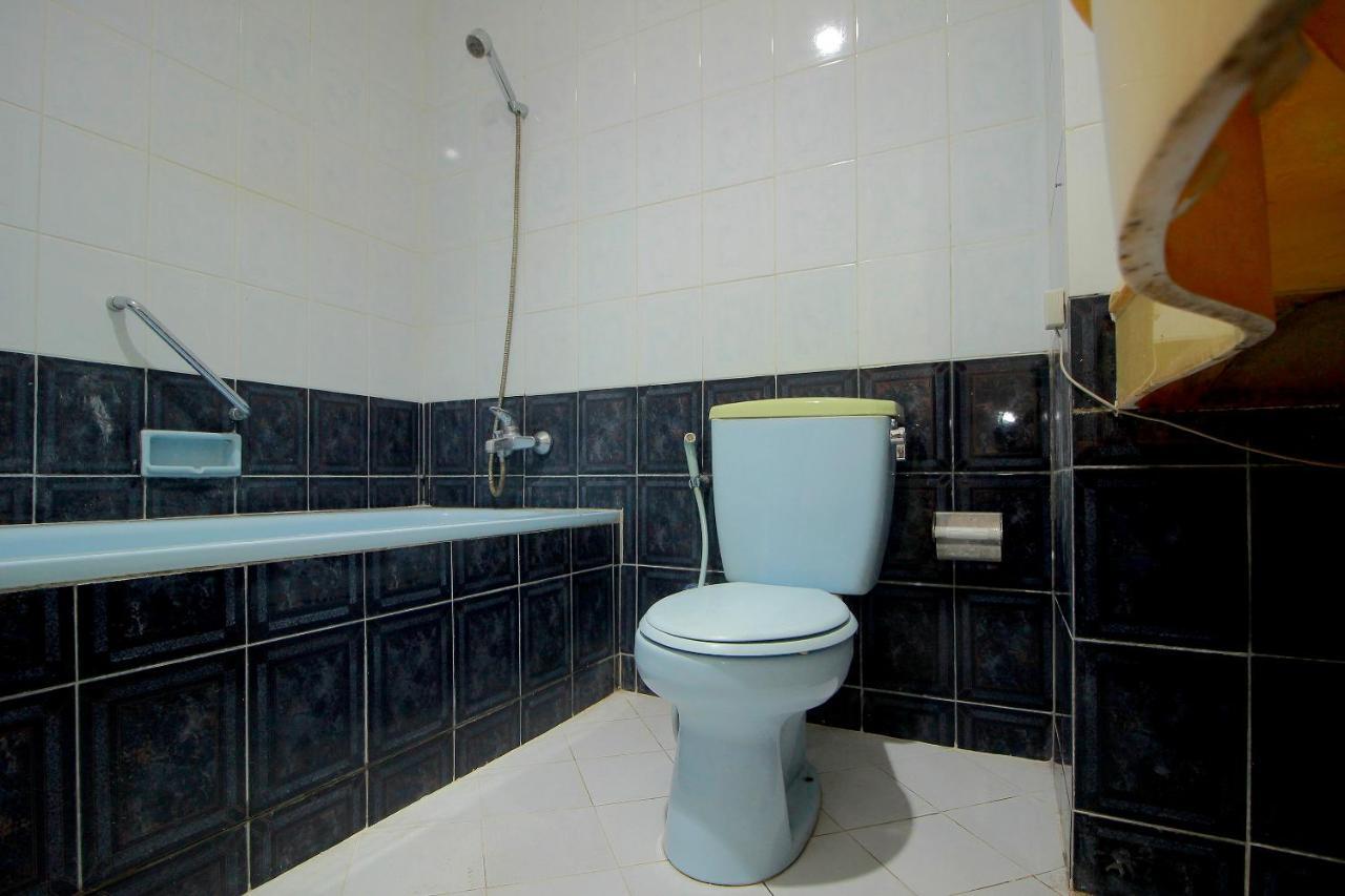 Oyo 2360 Hotel Rio Bengkulu Eksteriør billede