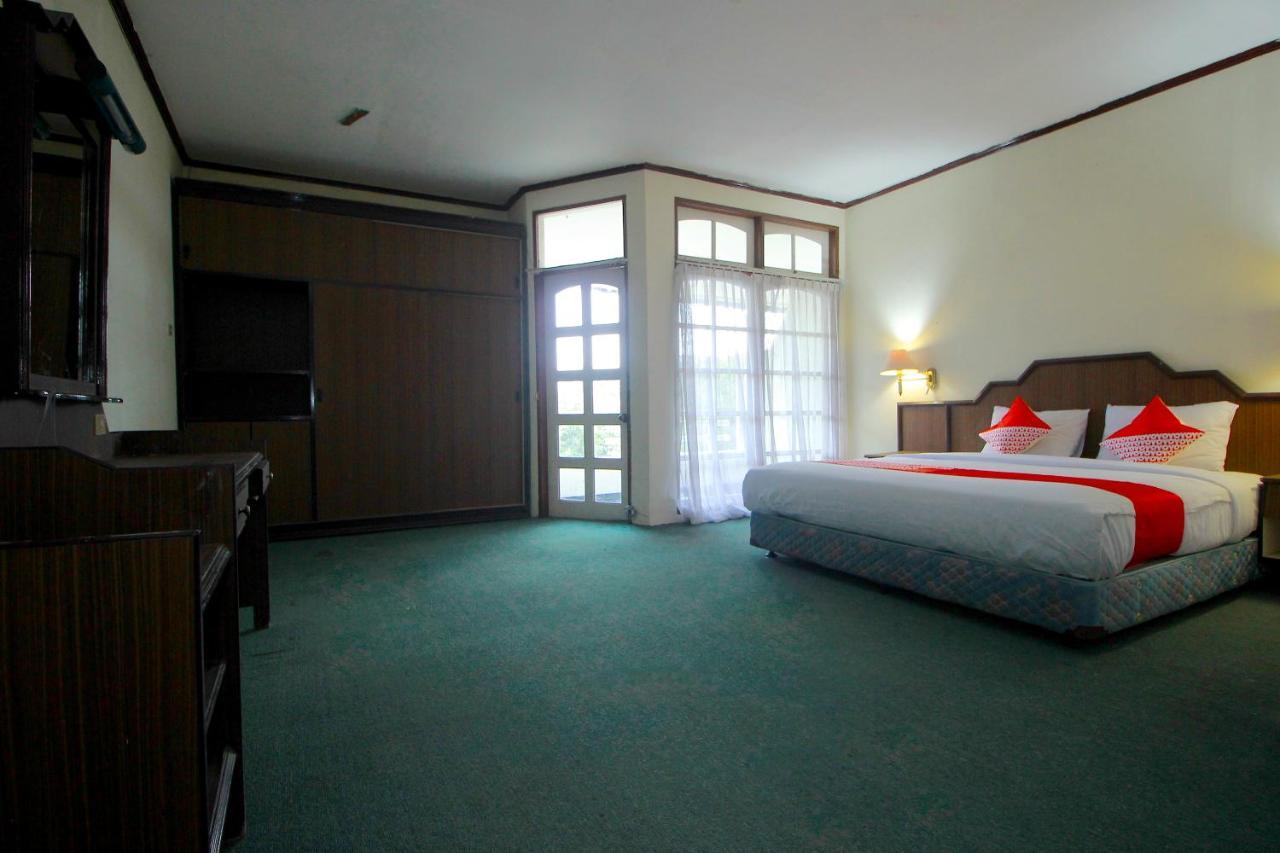 Oyo 2360 Hotel Rio Bengkulu Eksteriør billede
