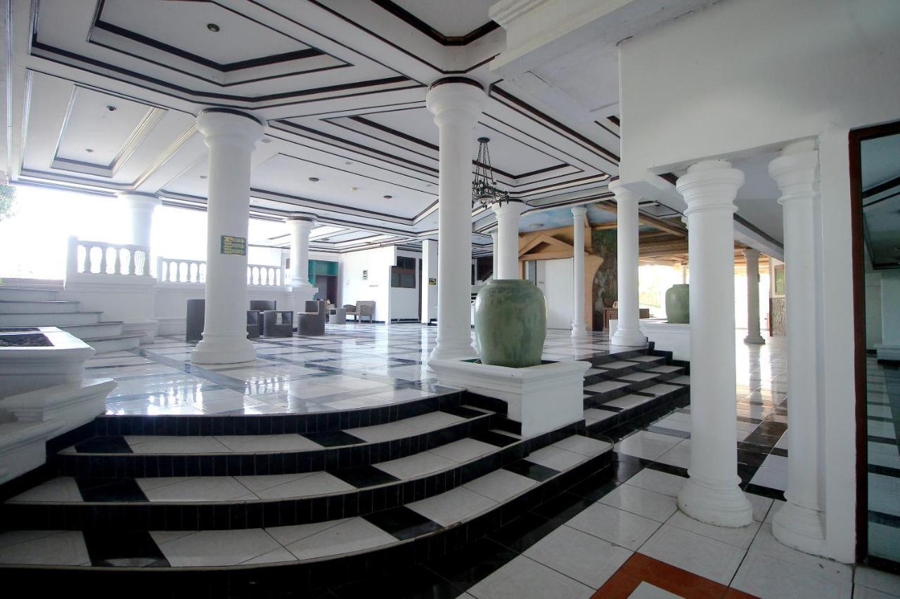 Oyo 2360 Hotel Rio Bengkulu Eksteriør billede