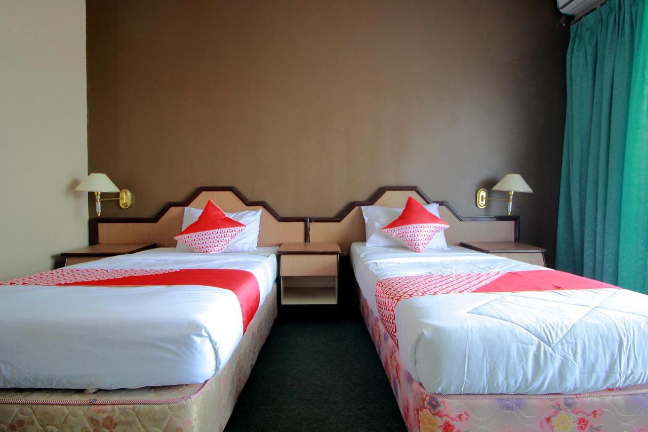 Oyo 2360 Hotel Rio Bengkulu Eksteriør billede