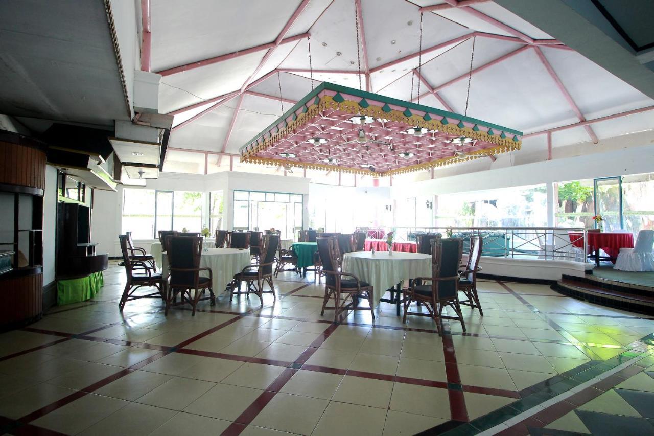Oyo 2360 Hotel Rio Bengkulu Eksteriør billede